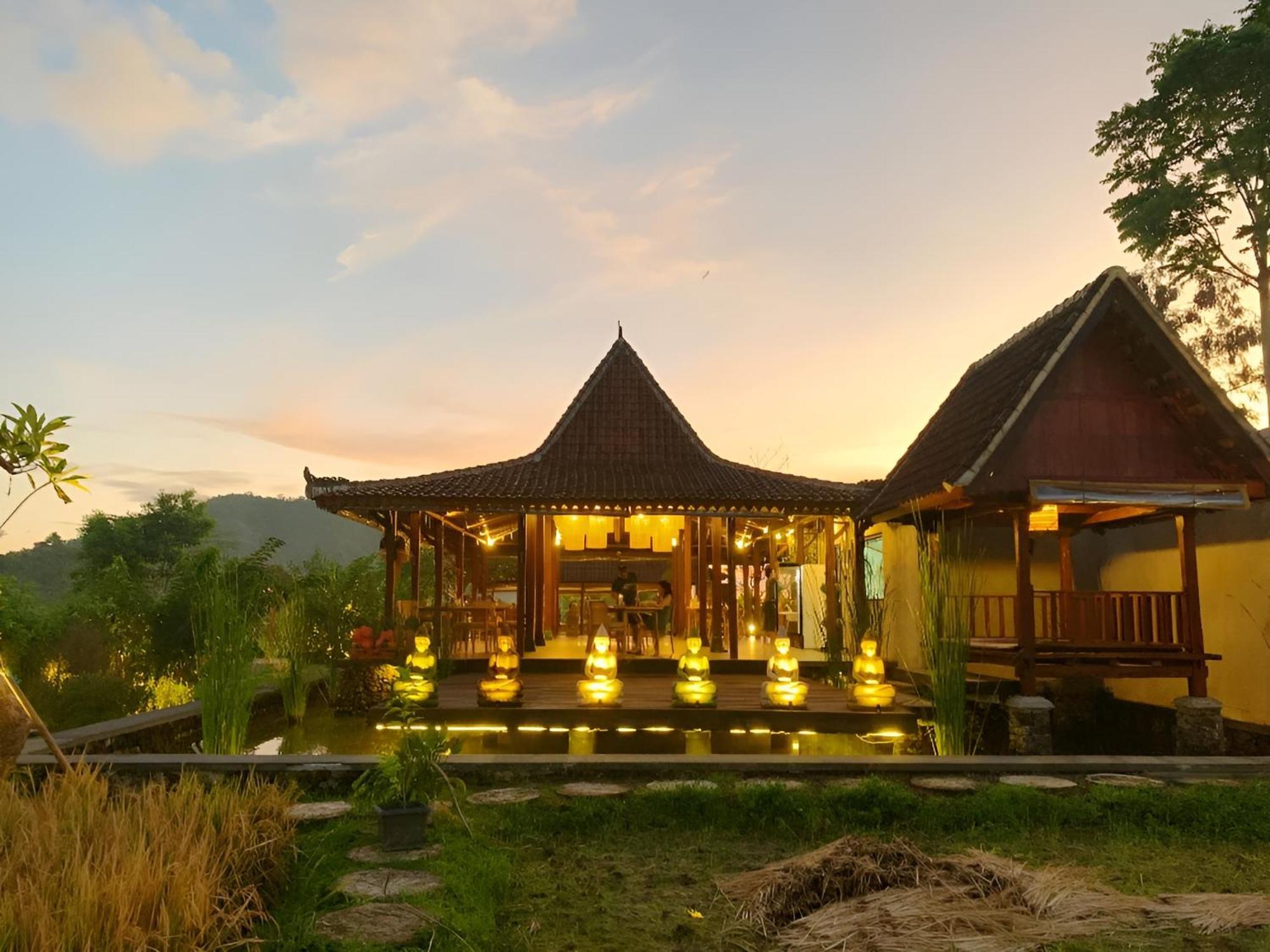 Anandinii River Lodge By Agata Sidemen  Kültér fotó